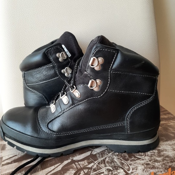 Vintage Timberland Boots - Picture 7 of 13